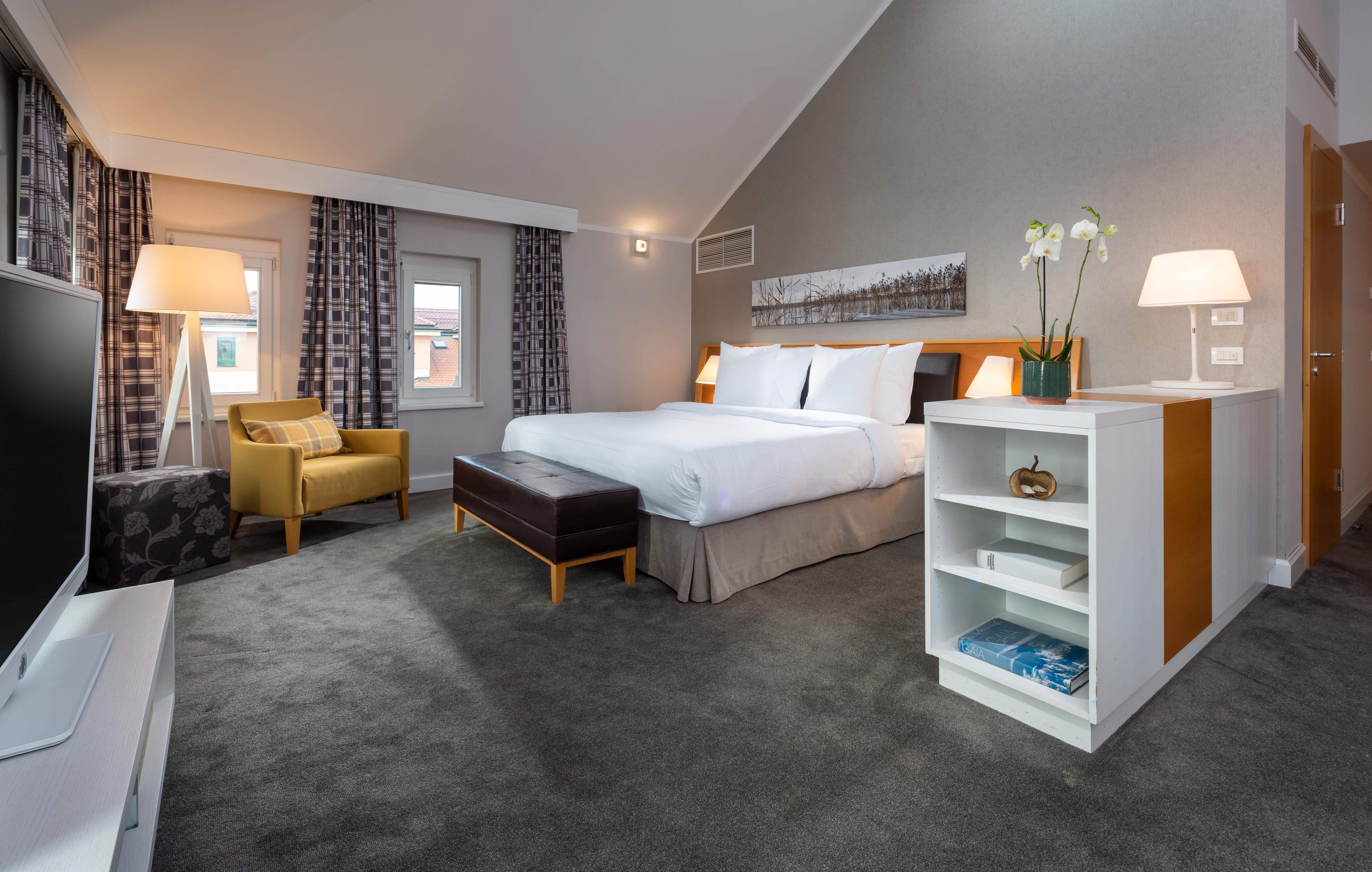 Precise Resort באד סארואו מראה חיצוני תמונה A room at the Hotel du Vin & Bistro, Cheltenham
